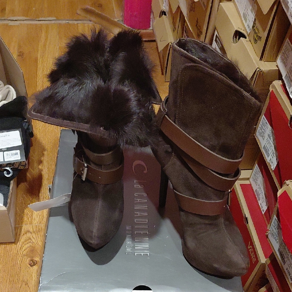 Report Signature Dark Brown Fur-Trimmed Heeled Boots